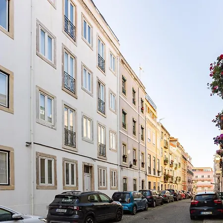Apartmán Bright Tailor Made Flat With A View In Estrela *