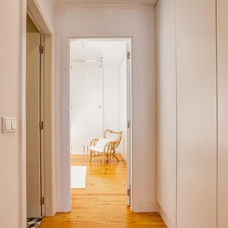 Bright Tailor Made Flat With A View In Estrela شقة *