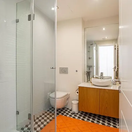 شقة Bright Tailor Made Flat With A View In Estrela *